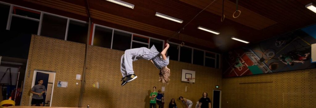 Freerunles voor kinderen en tieners bij One Movement in Rotterdam